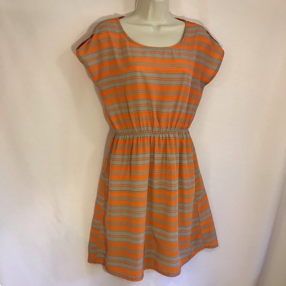 Flared Sleeveless Skater Dress